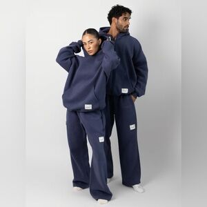 Comfrt Affirmation Straight Leg Sweatpants in Midnight Blue NWT